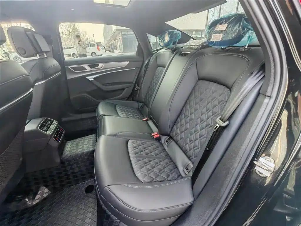 Audi A6L 2025 45 TFSI Premium Dynamic Edition — миниатюра 21