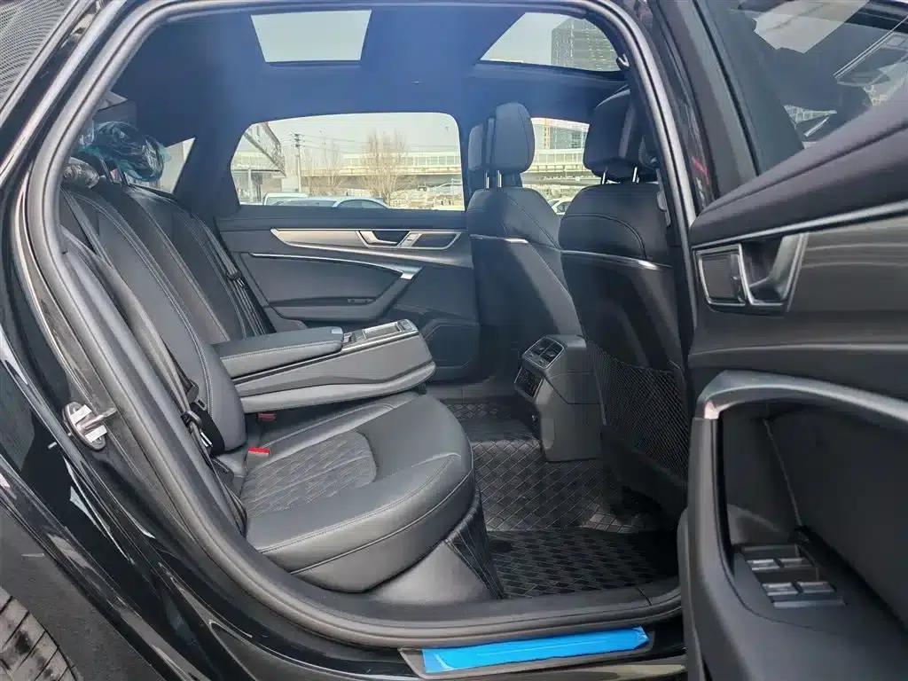 Audi A6L 2025 45 TFSI Premium Dynamic Edition — миниатюра 24