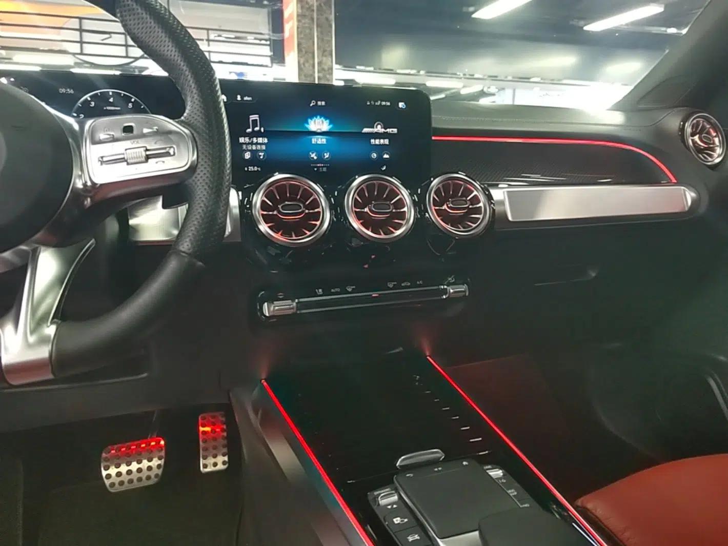Mercedes-Benz GLB AMG 2022 AMG GLB 35 4MATIC — миниатюра 15
