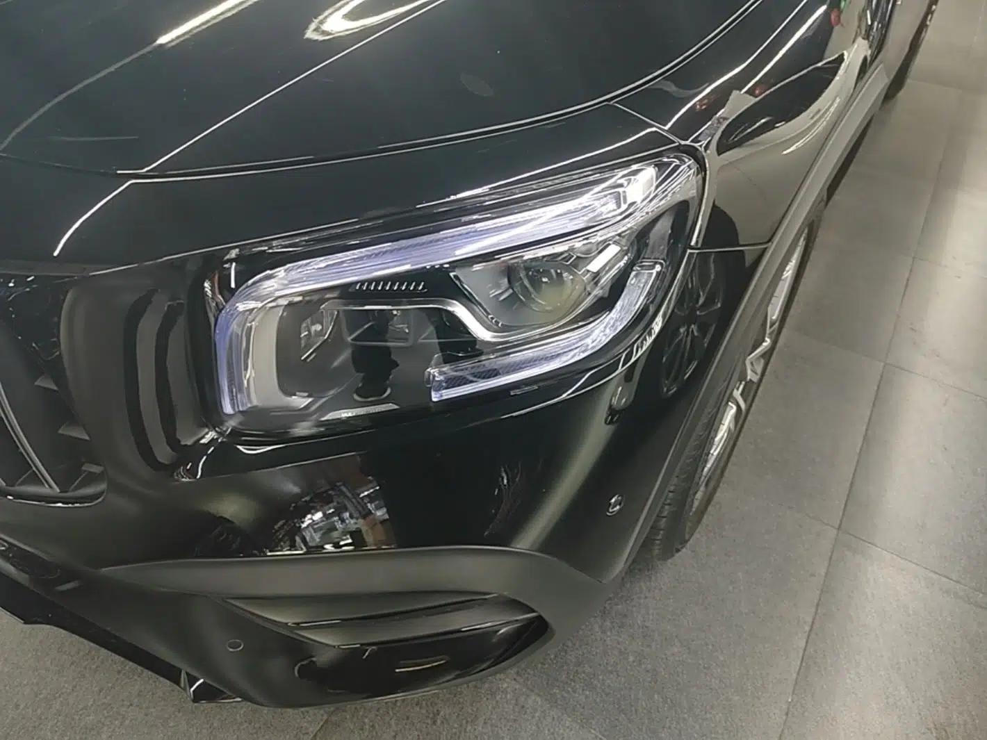 Mercedes-Benz GLB AMG 2022 AMG GLB 35 4MATIC — миниатюра 5