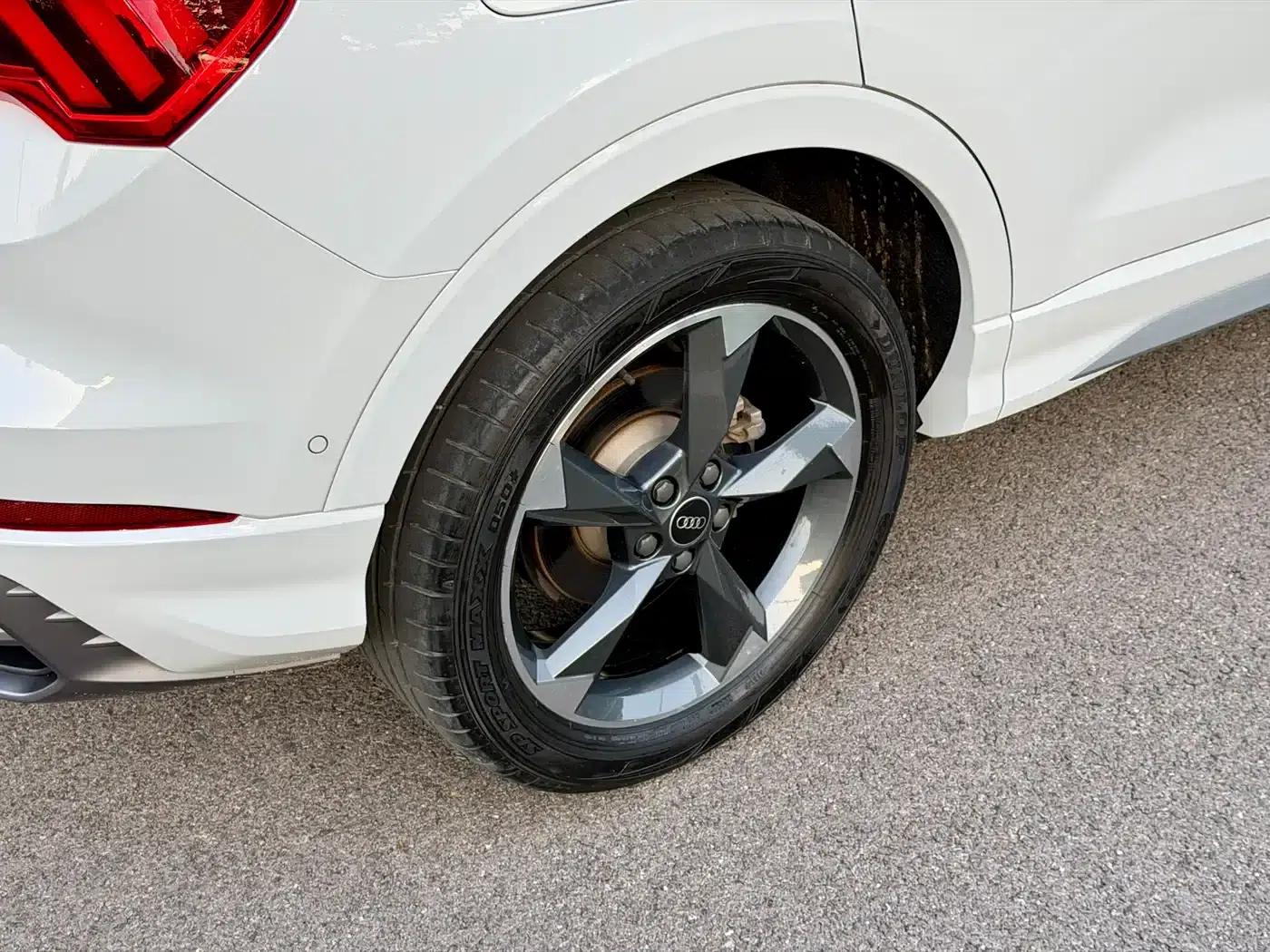 Audi Q3 2022 35 TFSI Fashion Dynamic Edition — миниатюра 13
