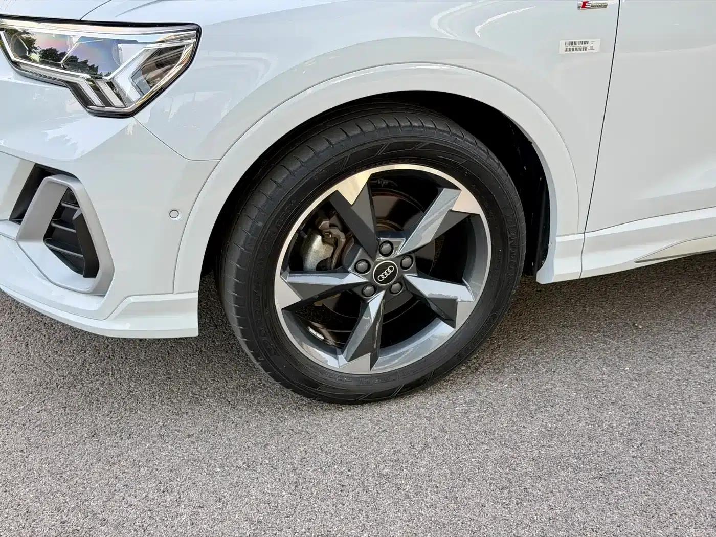 Audi Q3 2022 35 TFSI Fashion Dynamic Edition — миниатюра 16