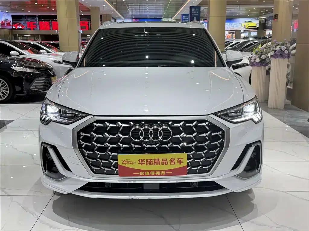 Audi Q3 2024 35 TFSI Fashion Dynamic Edition — миниатюра 2