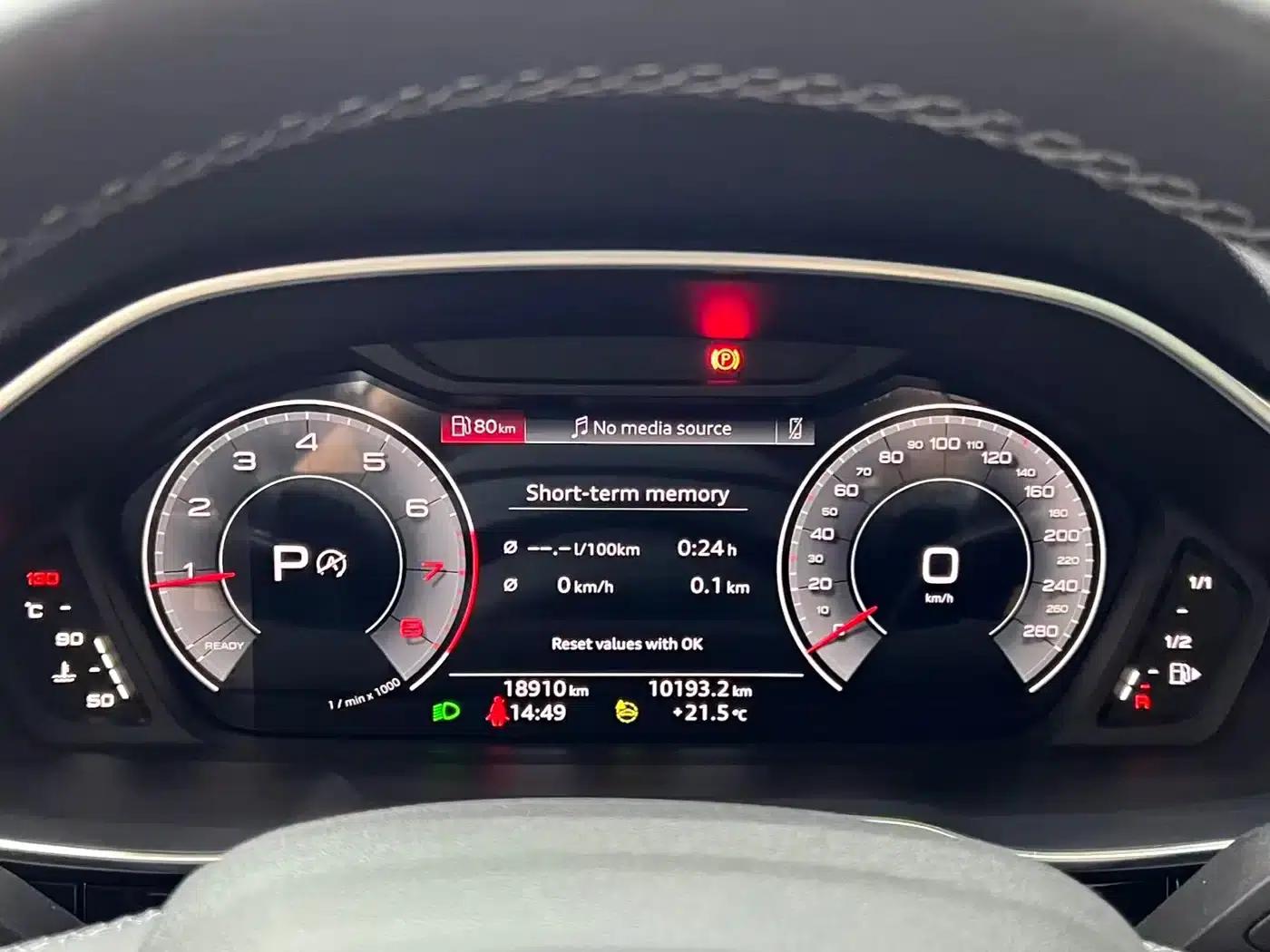 Audi Q3 2022 35 TFSI Fashion Dynamic Edition — миниатюра 13