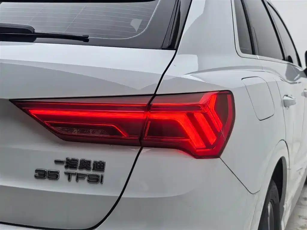 Audi Q3 2022 35 TFSI Fashion Dynamic Edition — миниатюра 22
