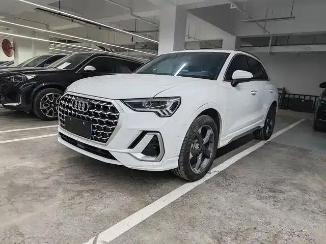 Audi Q3 2024 35 TFSI Fashion Dynamic Edition
