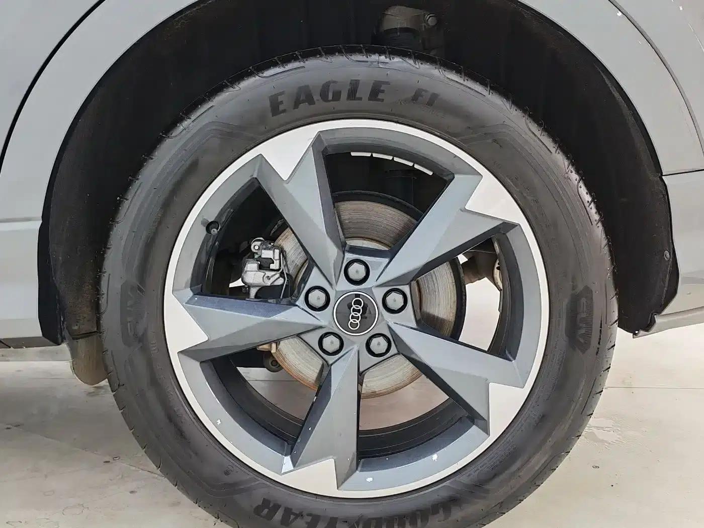 Audi Q3 2023 35 TFSI Fashion Dynamic (1.4T) — миниатюра 16