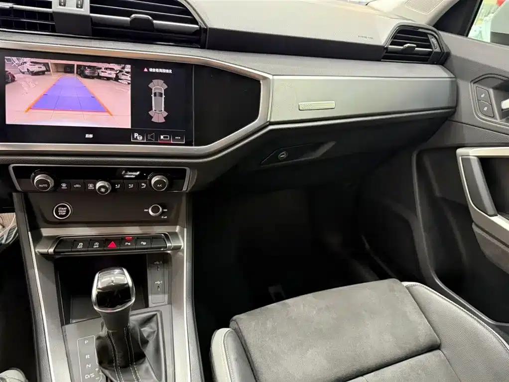 Audi Q3 2022 35 TFSI Fashion Dynamic Edition — миниатюра 10