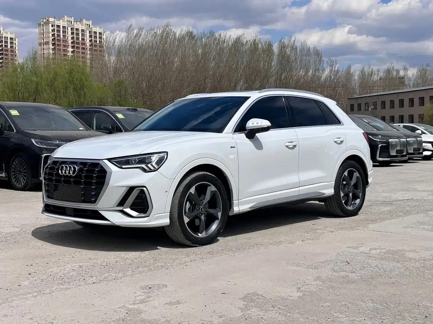 Audi Q3 2022 35 TFSI Fashion Dynamic Edition — миниатюра 1