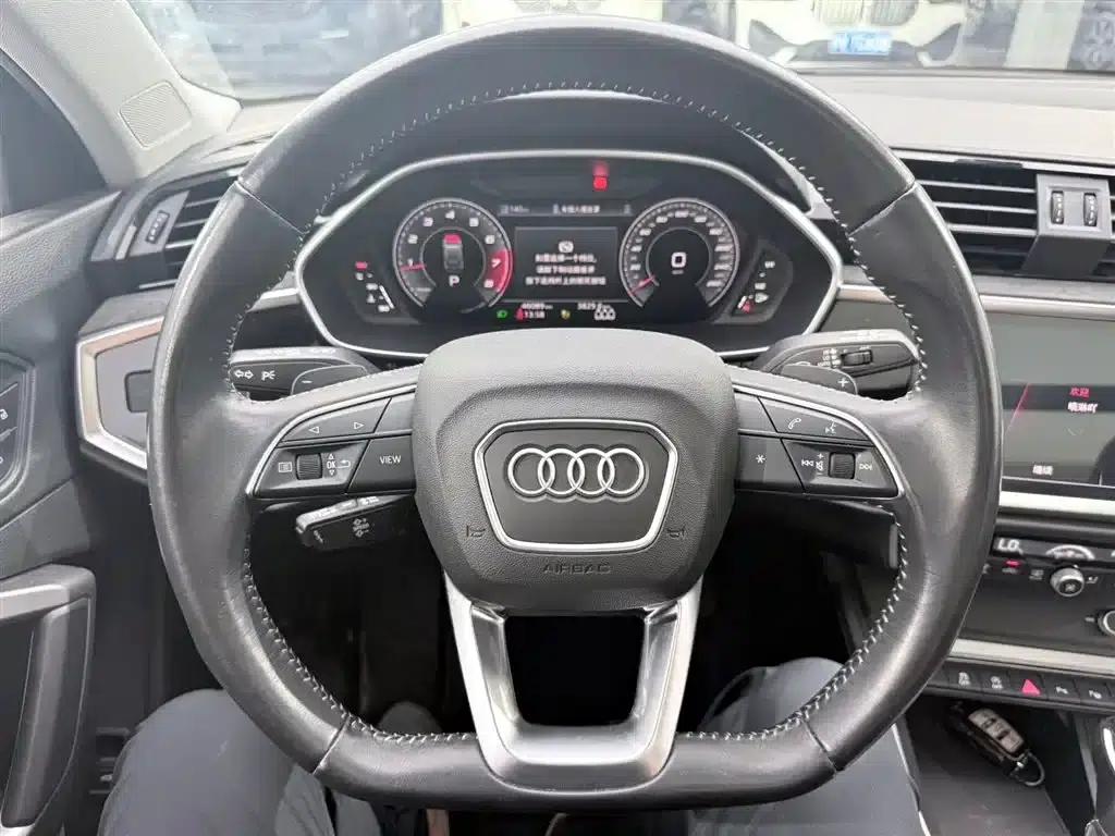 Audi Q3 2022 35 TFSI Fashion Dynamic Edition — миниатюра 8