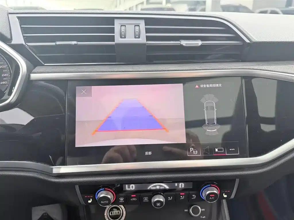 Audi Q3 2022 35 TFSI Fashion Dynamic Edition — миниатюра 9