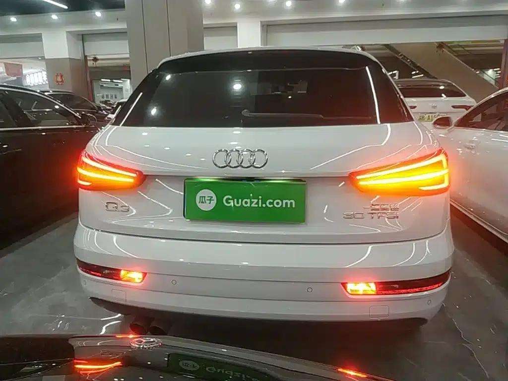 Audi Q3 2018 30th Anniversary Edition 30 TFSI Fashion Model — миниатюра 6