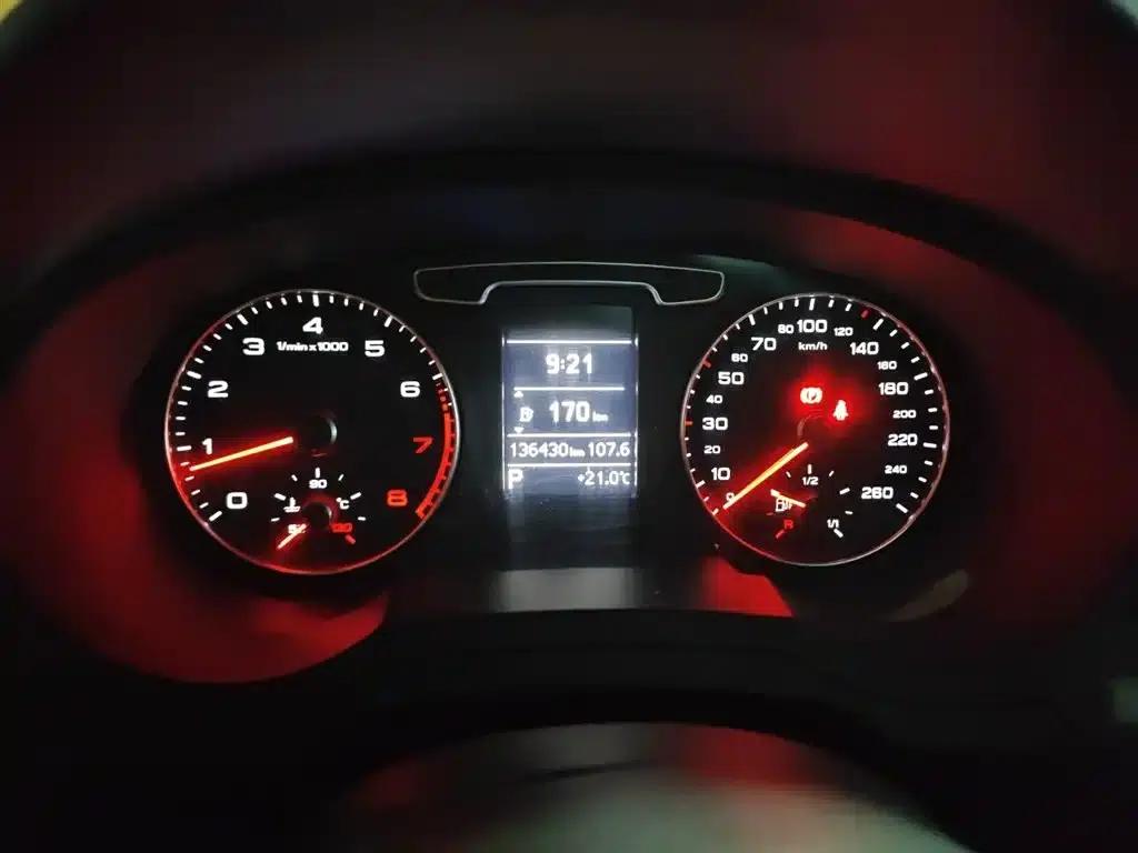 Audi Q3 2015 30 TFSI Comfort — миниатюра 8
