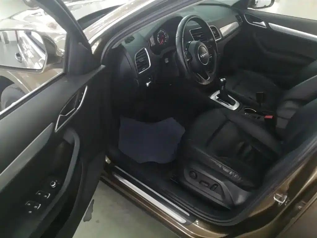Audi Q3 2015 30 TFSI Comfort — миниатюра 16