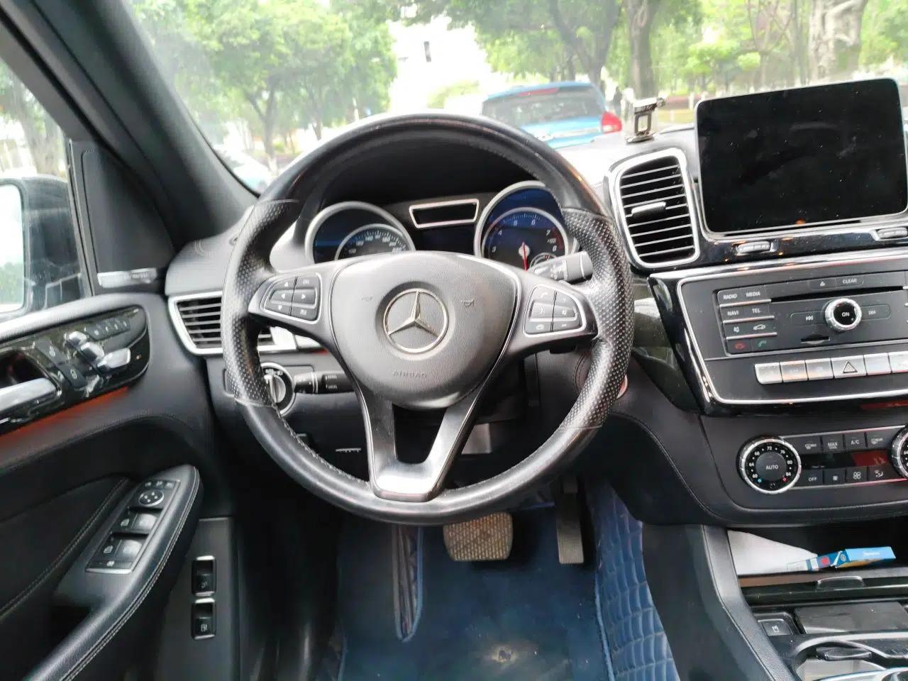 Mercedes-Benz GLE New Energy  — миниатюра 11