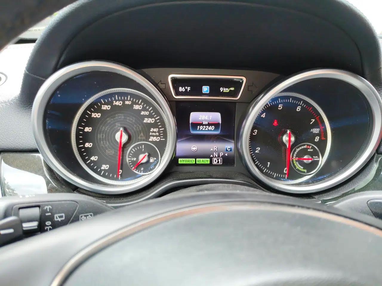 Mercedes-Benz GLE New Energy  — миниатюра 12