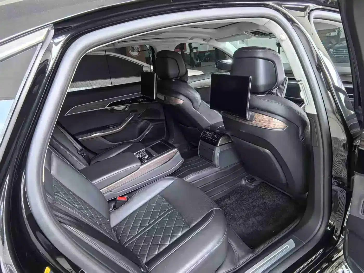 2023 Audi A8 A8L 55 TFSI quattro Flagship — миниатюра 5