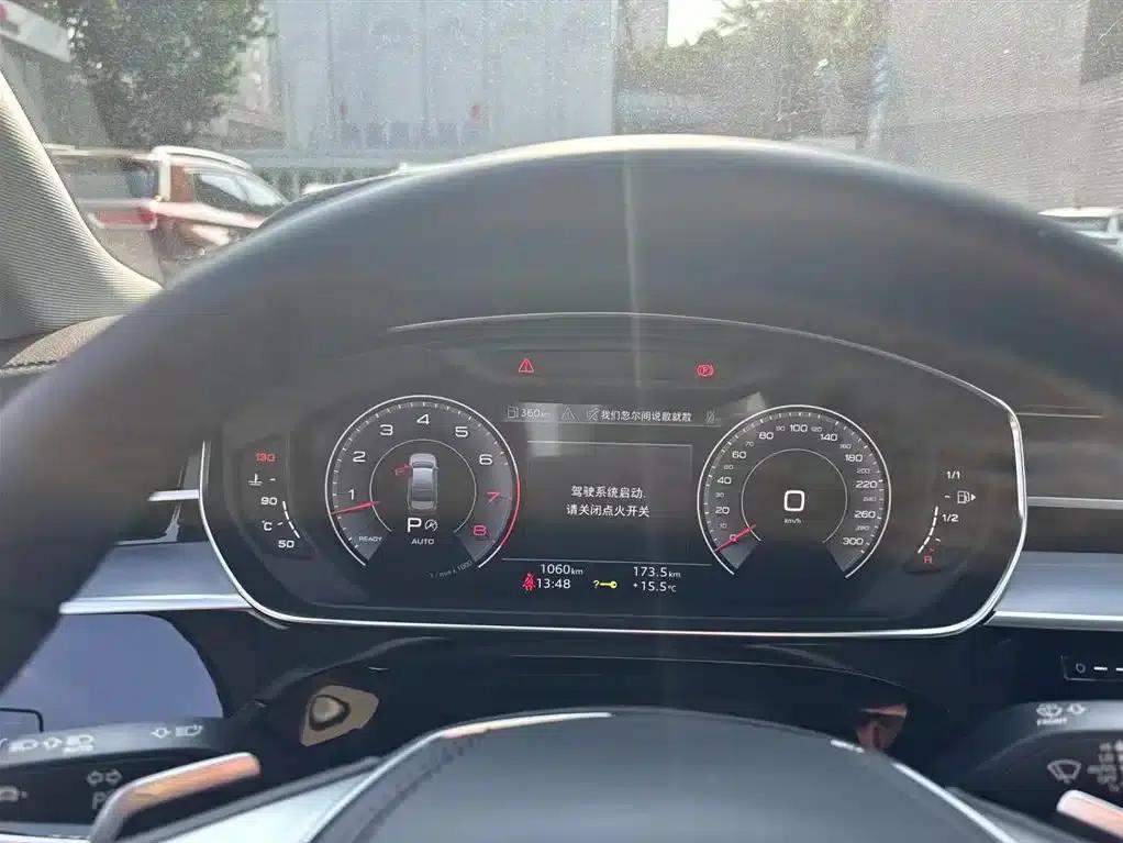 2024 Audi A8 A8L 50 TFSI quattro Premium Edition — миниатюра 11