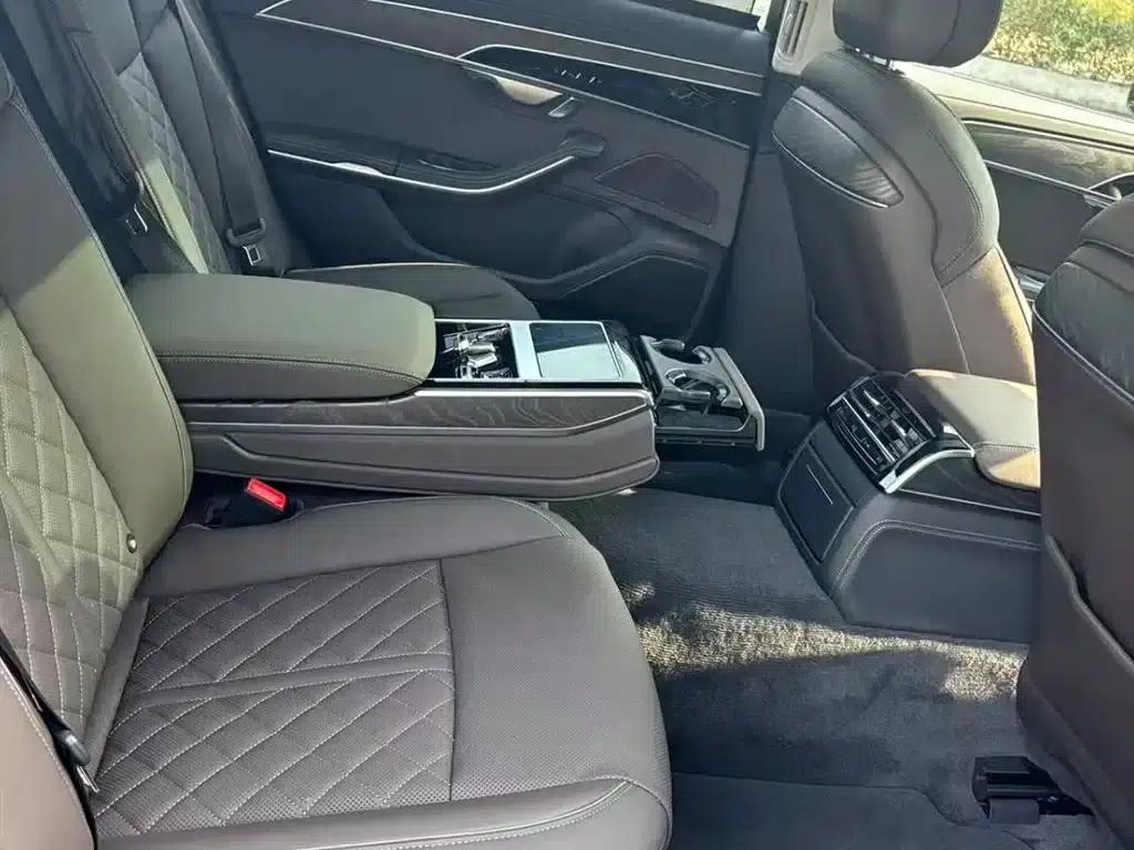 2024 Audi A8 A8L 50 TFSI quattro Premium Edition — миниатюра 5