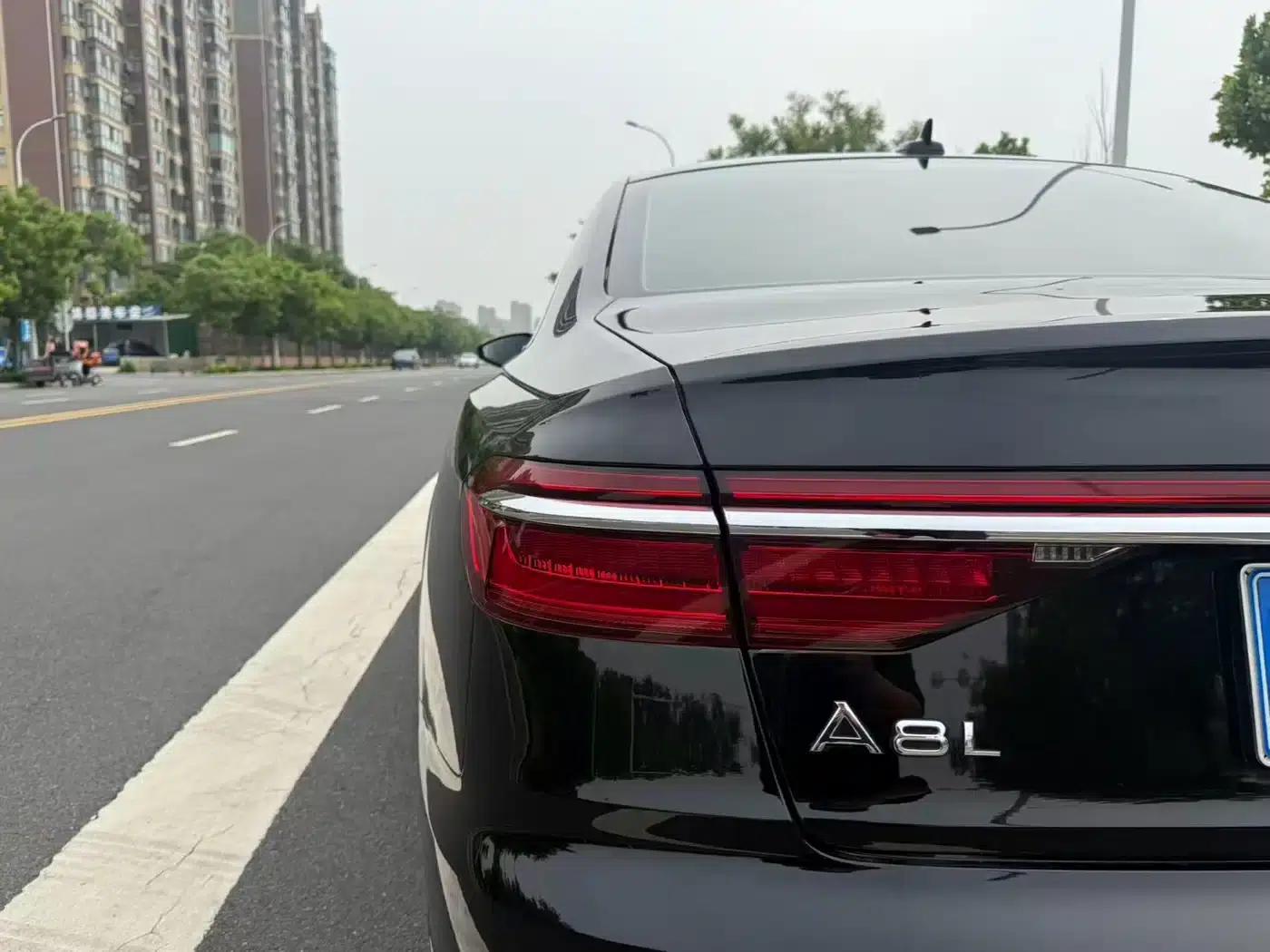 Audi A8 2019 Plus A8L 50 TFSI quattro Comfort — миниатюра 25