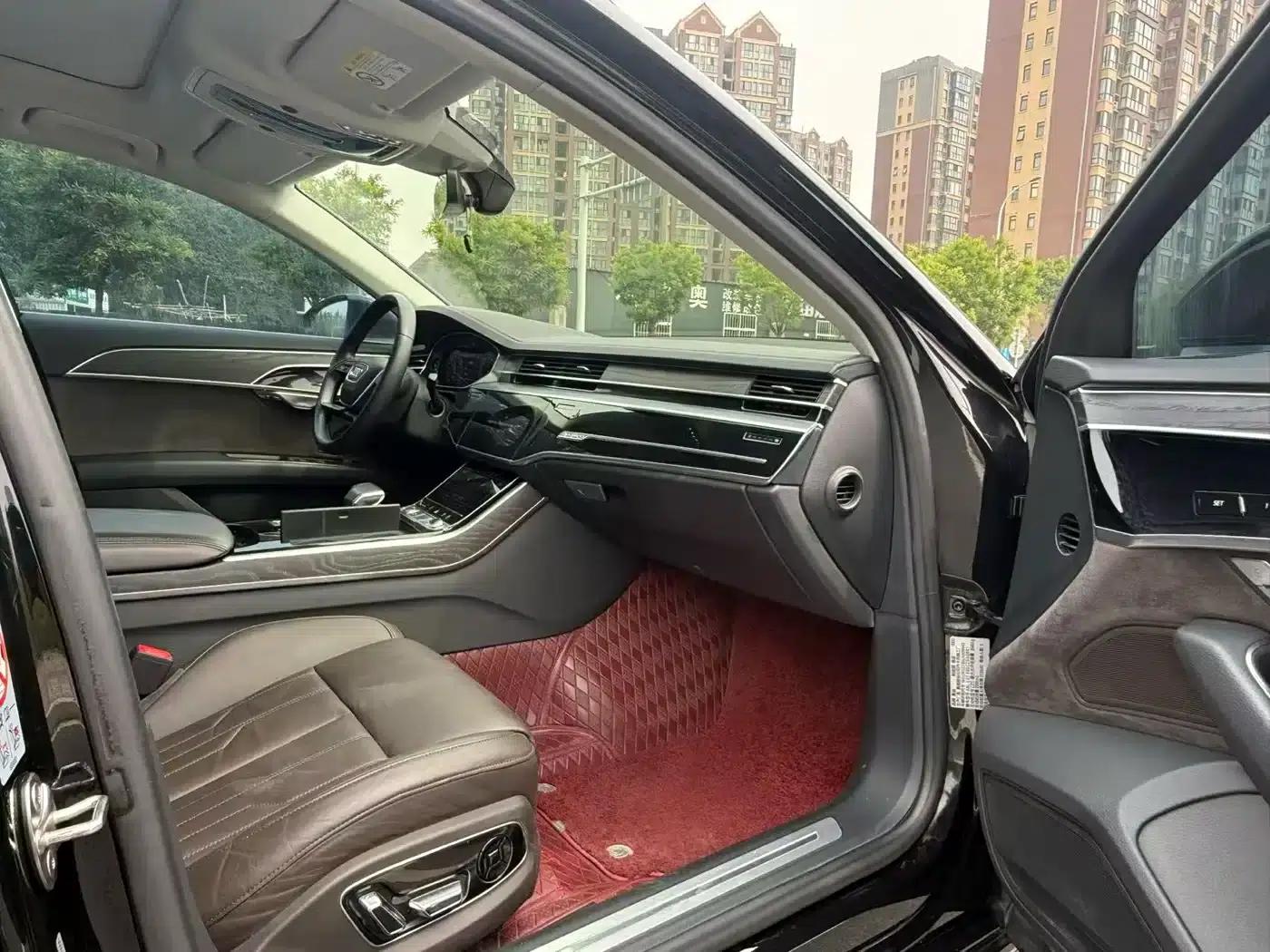 Audi A8 2019 Plus A8L 50 TFSI quattro Comfort — миниатюра 28
