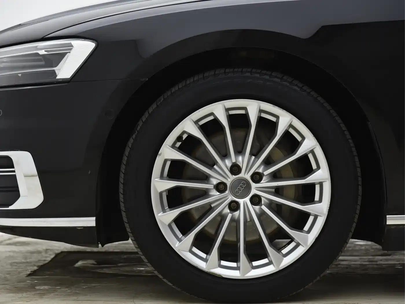 Audi A8 2019 Plus A8L 50 TFSI quattro Comfort — миниатюра 4