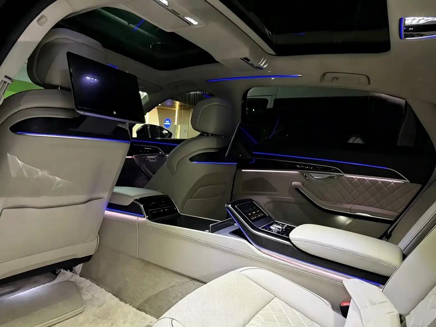 2022 Audi A8 A8L Horch Founder's Edition Legend — миниатюра 3