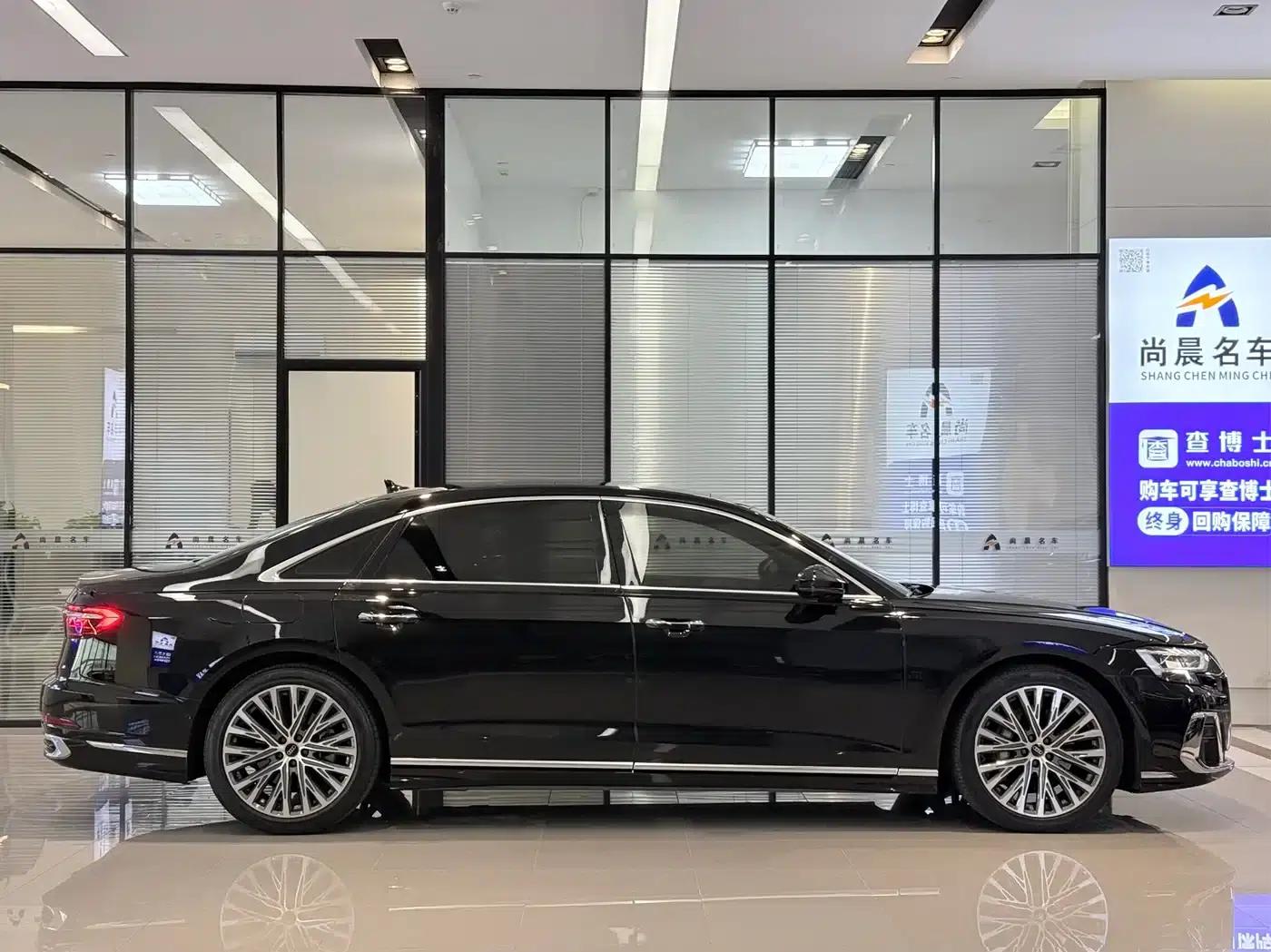 2023 Audi A8 A8L 50 TFSI quattro Premium Edition — миниатюра 16