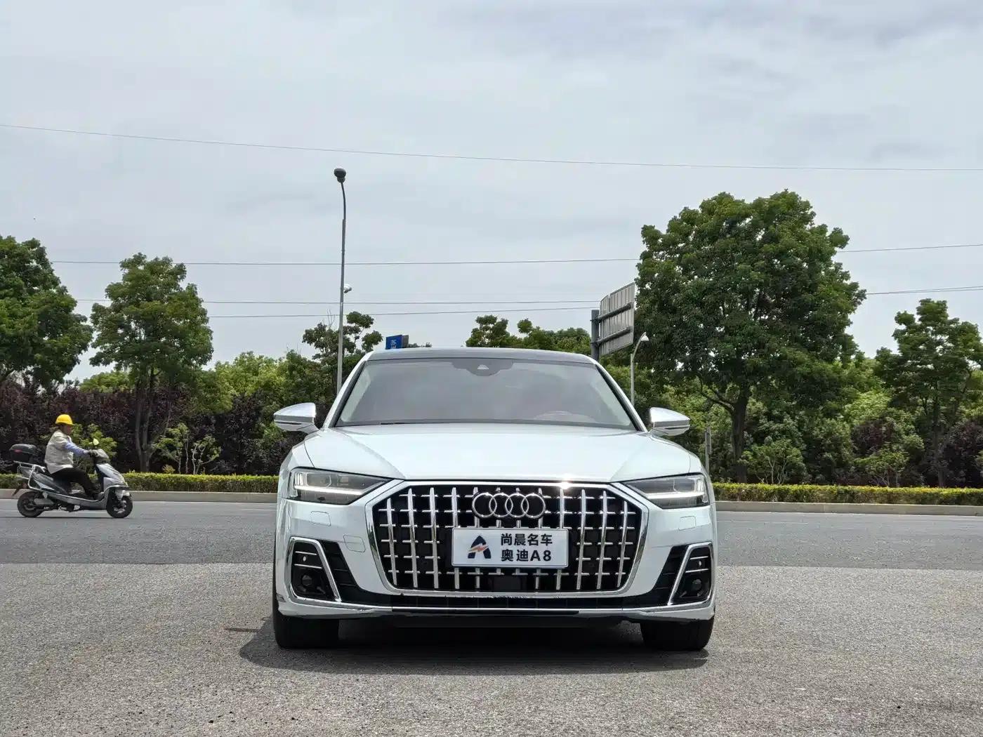 Audi A8 2019 Facelift Plus A8L 55 TFSI quattro Luxury — миниатюра 2