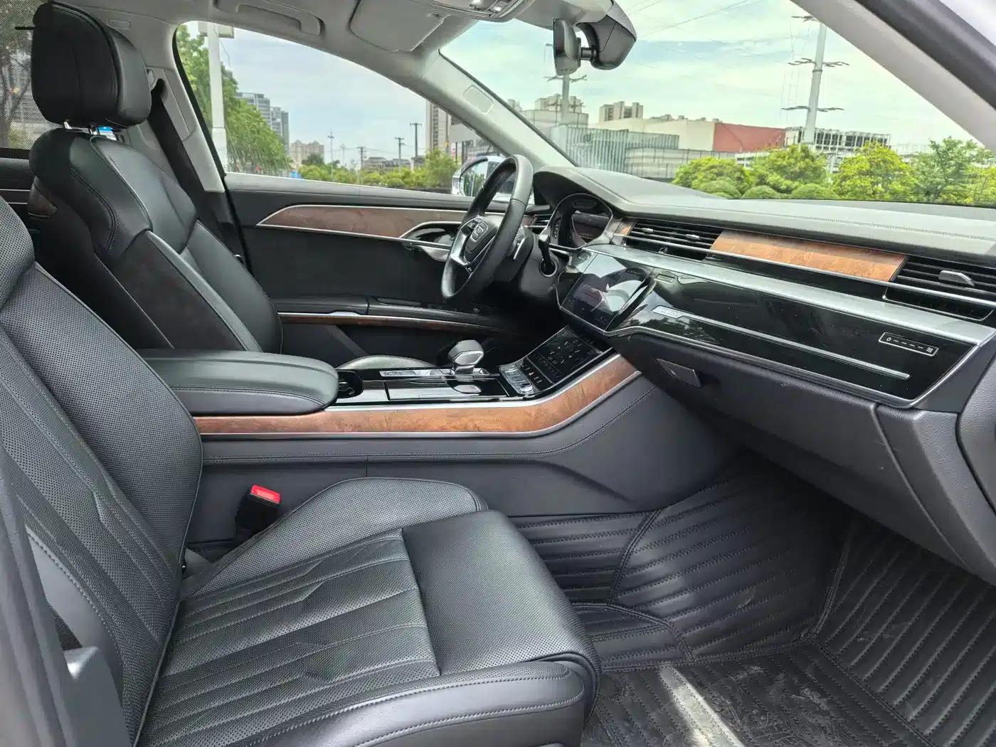 Audi A8 2019 Facelift Plus A8L 55 TFSI quattro Luxury — миниатюра 11