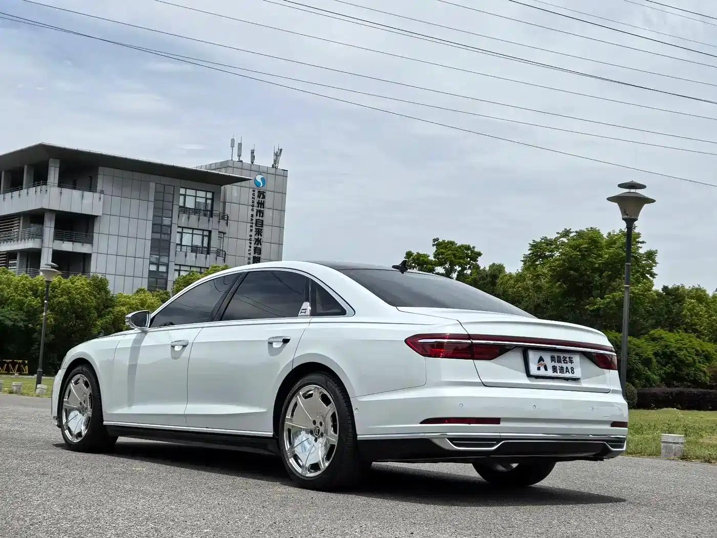 Audi A8 2019 Facelift Plus A8L 55 TFSI quattro Luxury — миниатюра 16
