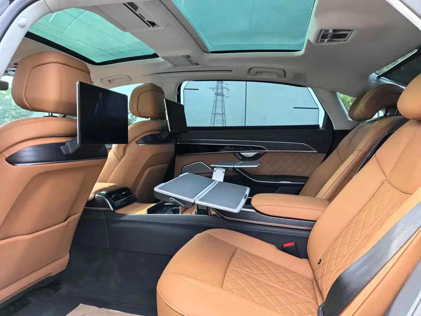 2025 Audi A8 A8L Horch Founder's Edition 55TFSI — миниатюра 11