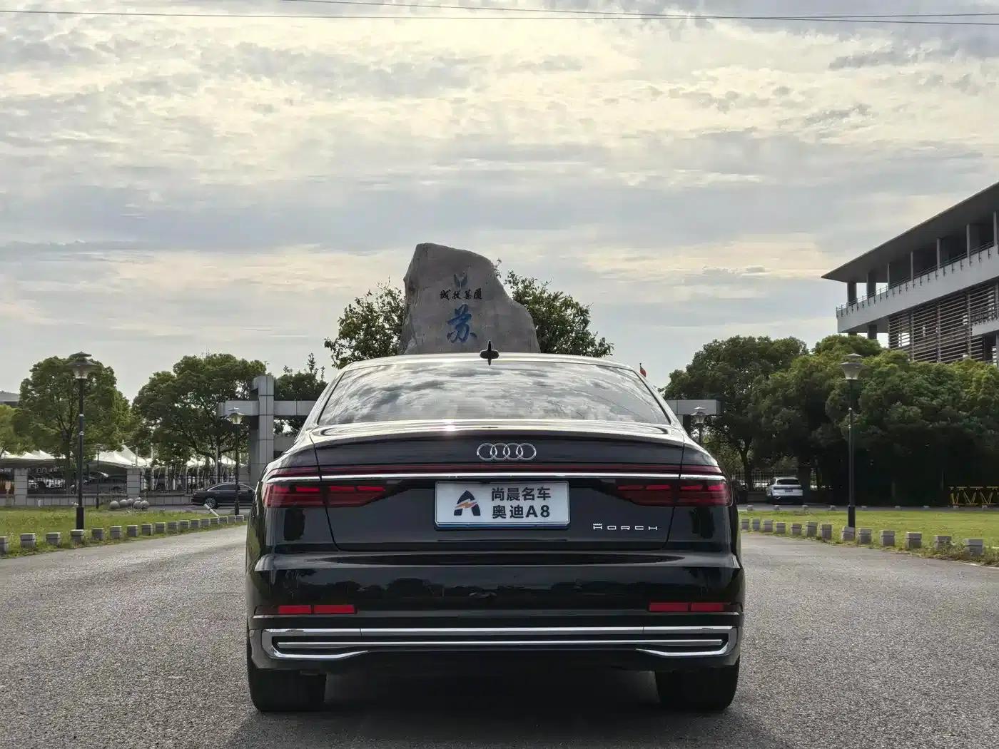 2025 Audi A8 A8L Horch Founder's Edition 55TFSI — миниатюра 18