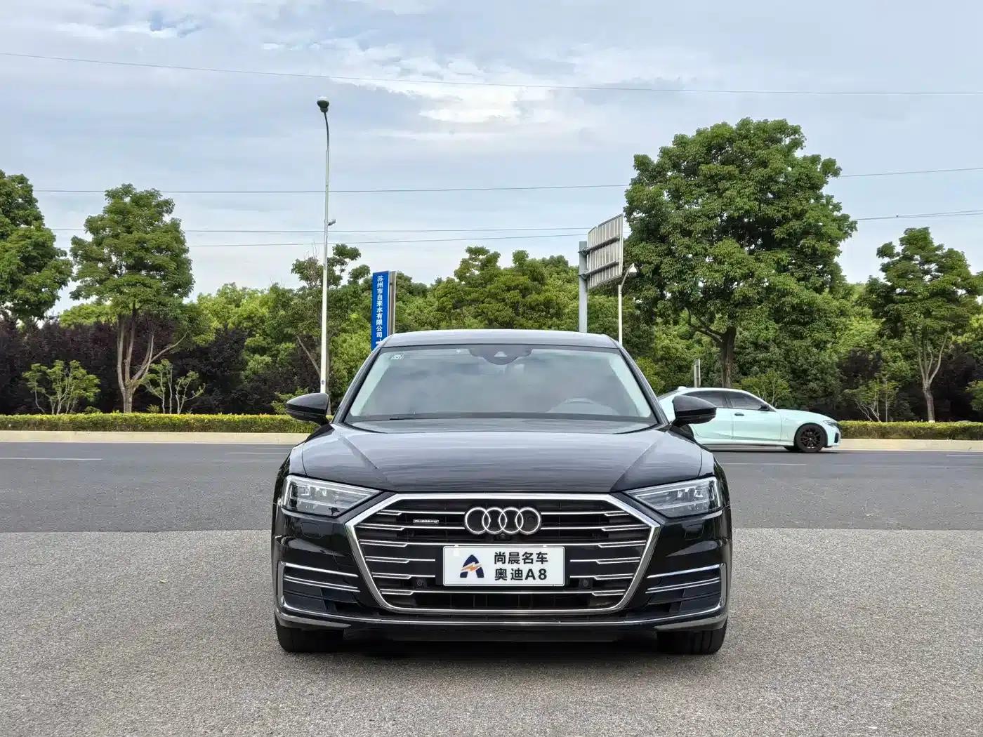 Audi A8 2018 A8L 55 TFSI quattro Elite Edition — миниатюра 2
