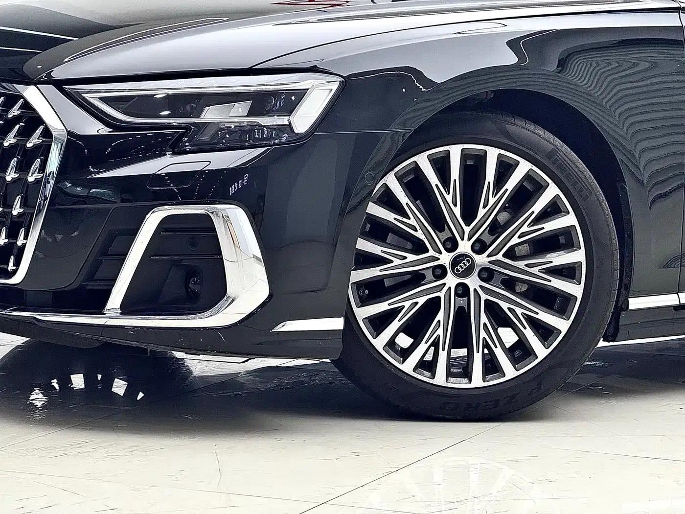 2023 Audi A8 A8L 50 TFSI quattro Premium — миниатюра 9