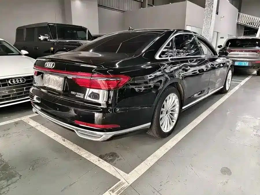 2021 Audi A8 A8L 50 TFSI quattro Comfort — миниатюра 16