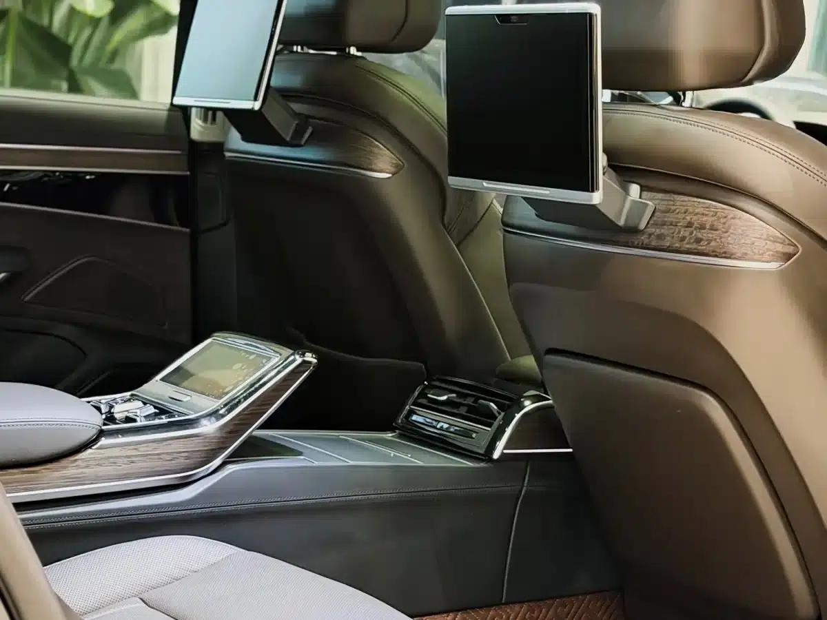 2018 Audi A8 A8L 55 TFSI quattro Luxury — миниатюра 14