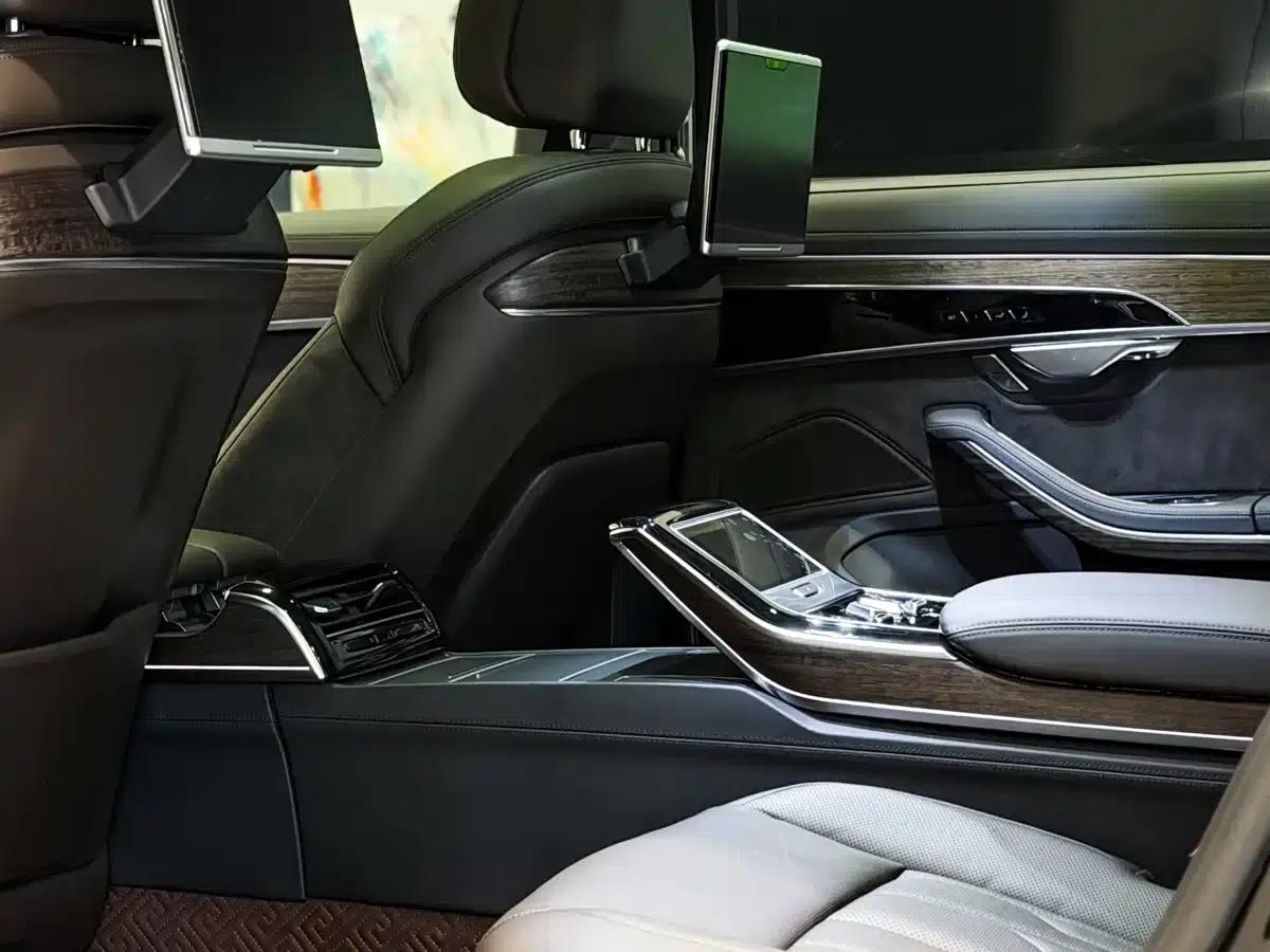 2018 Audi A8 A8L 55 TFSI quattro Luxury — миниатюра 19