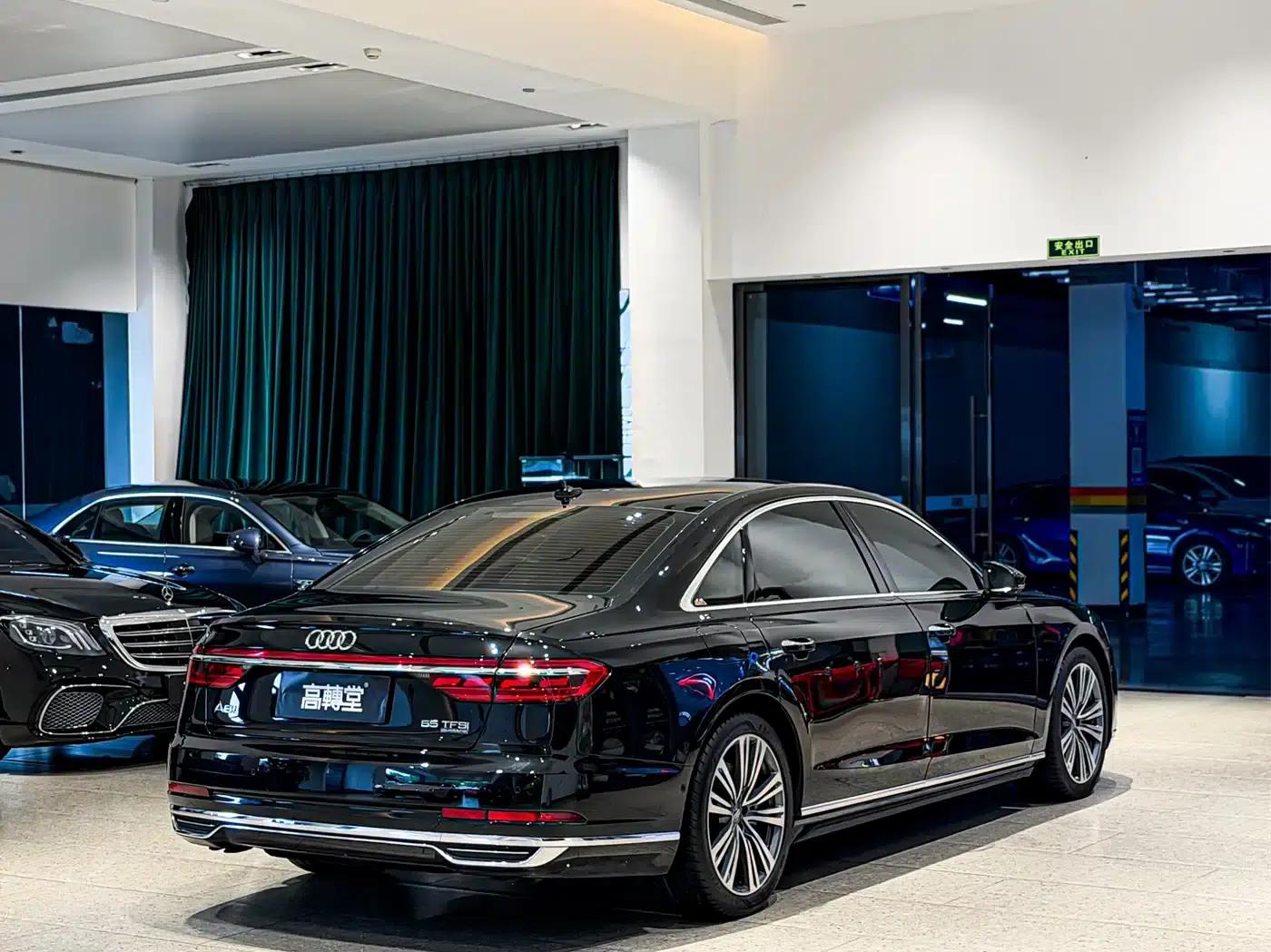 2018 Audi A8 A8L 55 TFSI quattro Luxury — миниатюра 5