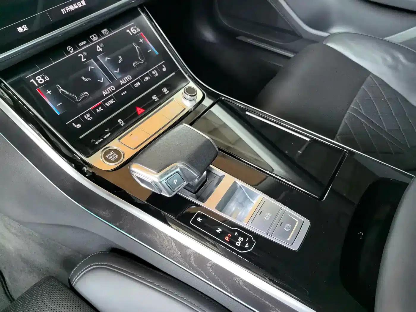 2021 Audi A8 A8L 50 TFSI quattro Comfort — миниатюра 18