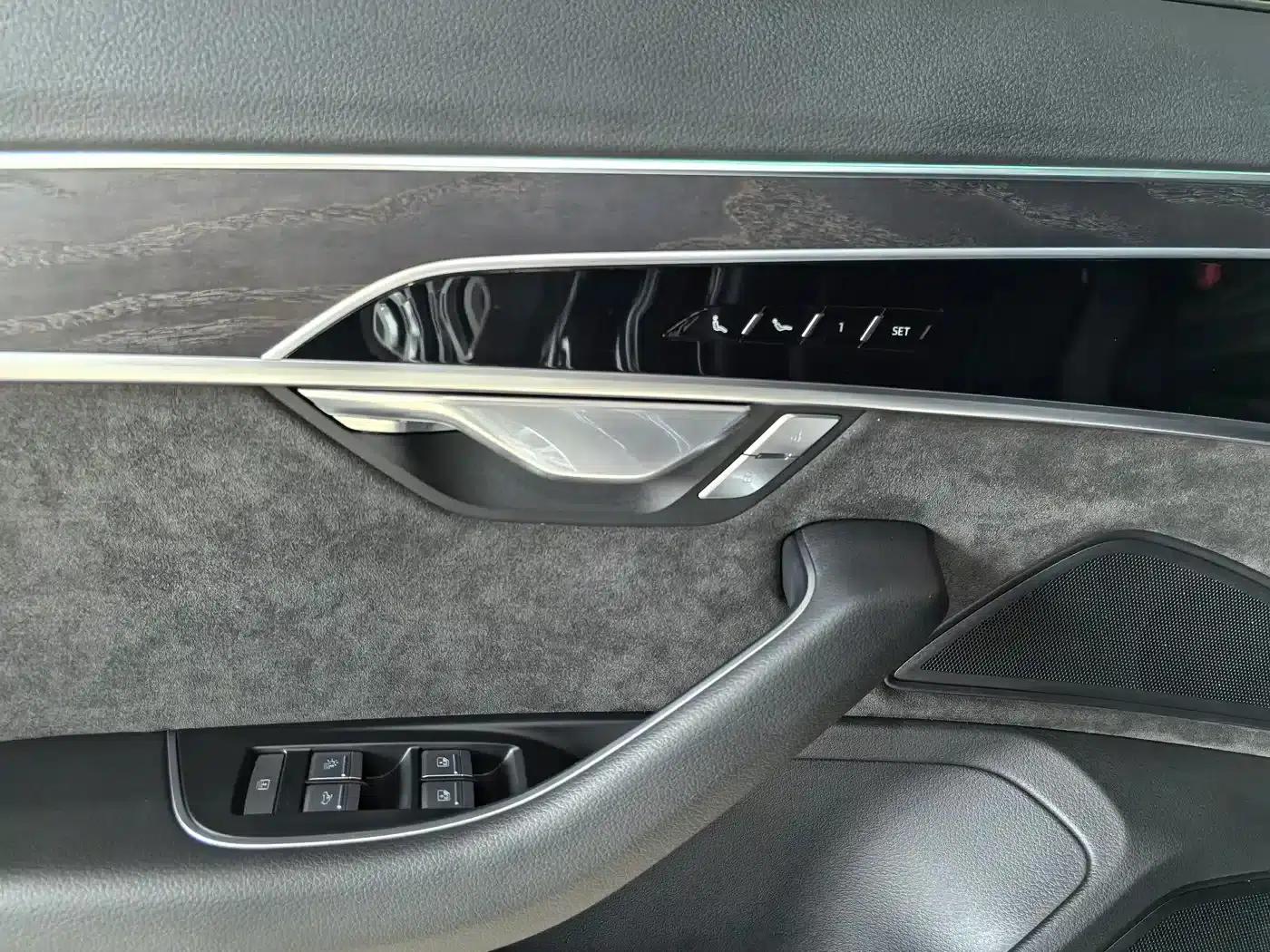 2021 Audi A8 A8L 50 TFSI quattro Comfort — миниатюра 21
