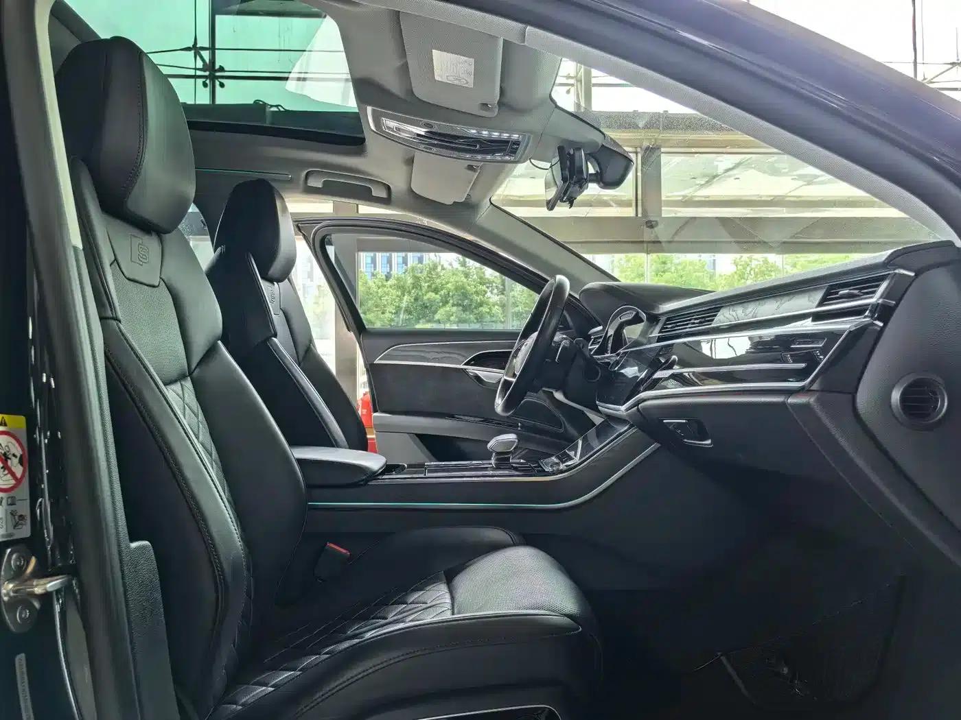 2021 Audi A8 A8L 50 TFSI quattro Comfort — миниатюра 29