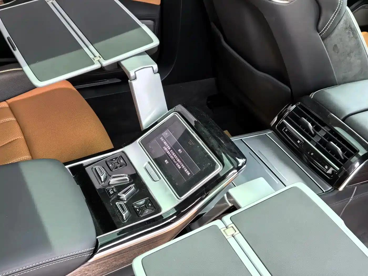 2021 Audi A8 A8L 60 TFSI quattro Premium — миниатюра 16