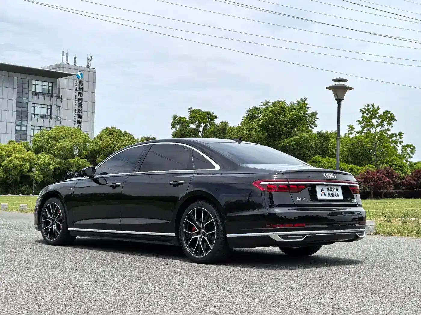 2021 Audi A8 A8L 60 TFSI quattro Premium — миниатюра 19