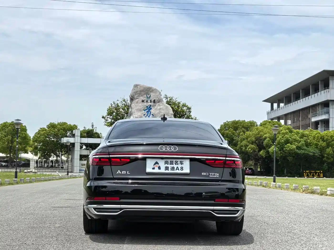 2021 Audi A8 A8L 60 TFSI quattro Premium — миниатюра 20
