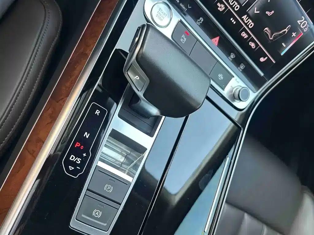 Audi A8 2018 A8L 55 TFSI quattro Premium Edition — миниатюра 15