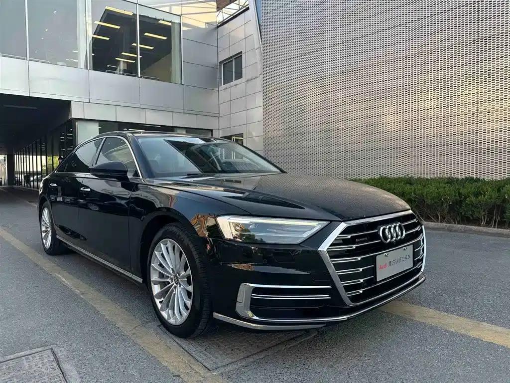 Audi A8 2018 A8L 55 TFSI quattro Premium Edition — миниатюра 3