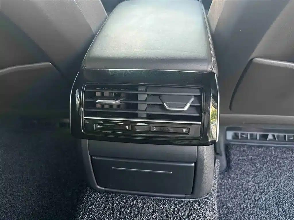Audi A8 2018 A8L 55 TFSI quattro Premium Edition — миниатюра 21