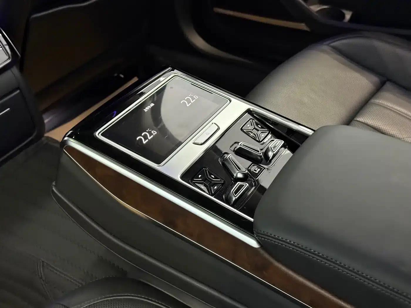 Audi A8 2019 Facelift Plus A8L 55 TFSI quattro Luxury — миниатюра 11