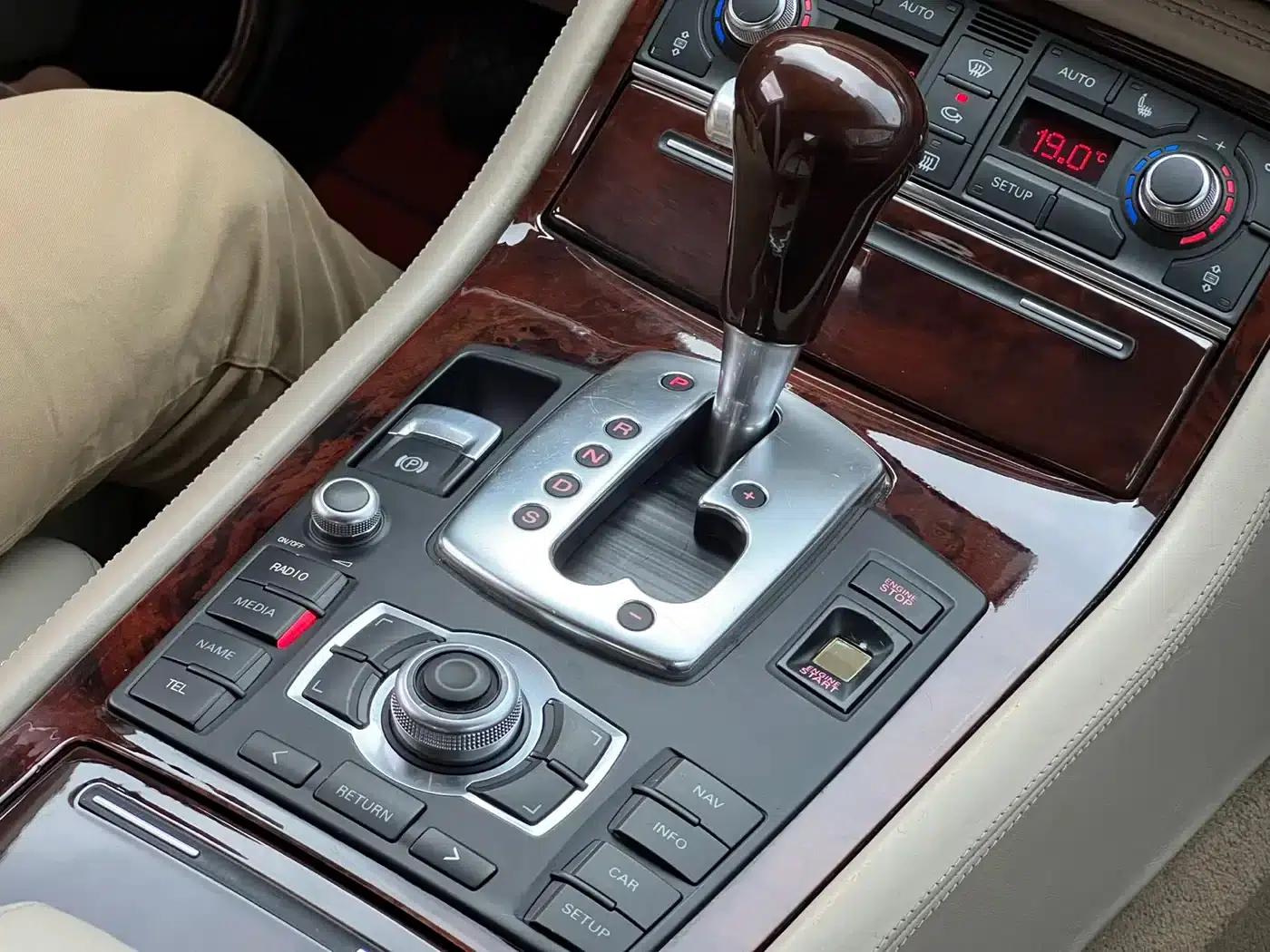 2008 Audi A8 A8L 6.0 W12 Supreme Flagship Edition — миниатюра 19
